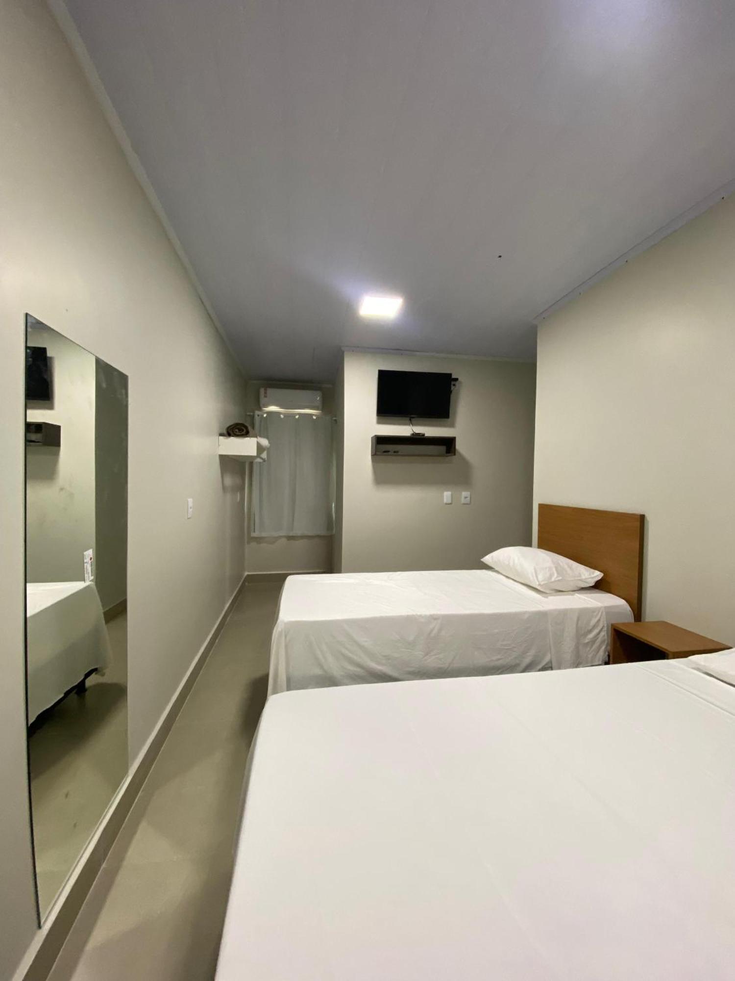 Executive Hotel Aguas Lindas Go Aguas Lindas de Goias Exterior photo
